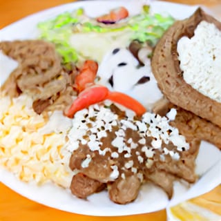 Fresh Cut Gyro Platter W/Drink Choice