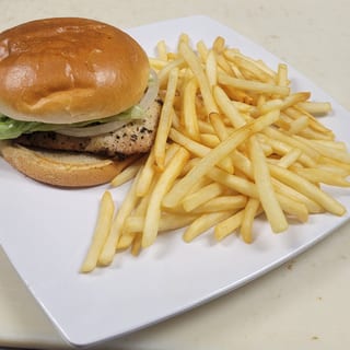 Grilled Chicken Breast MEAL(Fries & Drink)